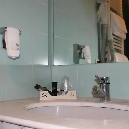 Elvezia Hotel 3*