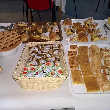 Elvezia Szálloda 3*