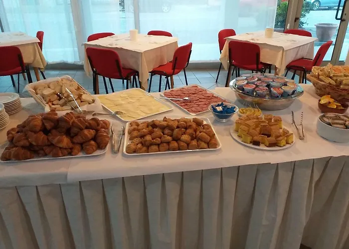 Отель Elvezia Пезаро